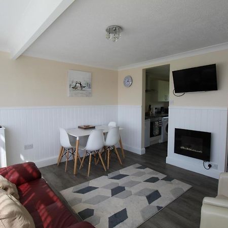 Relaxing Chalet On Popular California Sands Short Stroll To Beach, Nr Norfolk Broads & Great Yarmouth Scratby 外观 照片