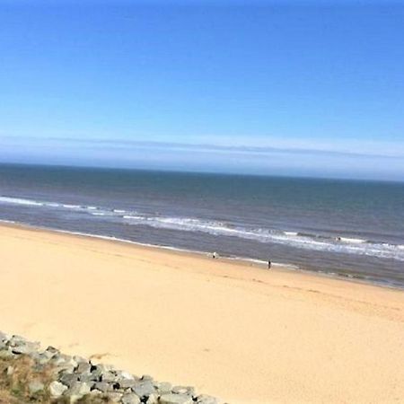 Relaxing Chalet On Popular California Sands Short Stroll To Beach, Nr Norfolk Broads & Great Yarmouth Scratby 外观 照片