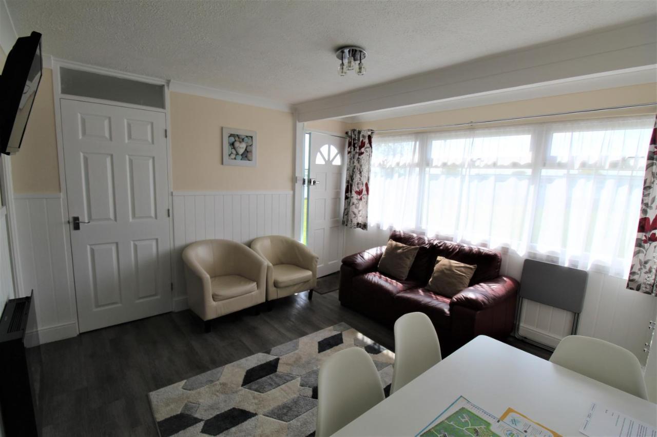 Relaxing Chalet On Popular California Sands Short Stroll To Beach, Nr Norfolk Broads & Great Yarmouth Scratby 外观 照片